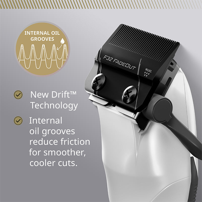 Wahl Professional Vapor CE + Charge Stand with BONUS CAPE